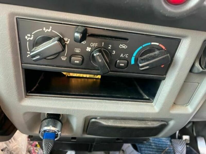 MINICAB VAN