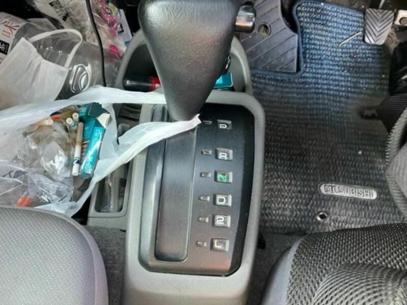 MINICAB VAN