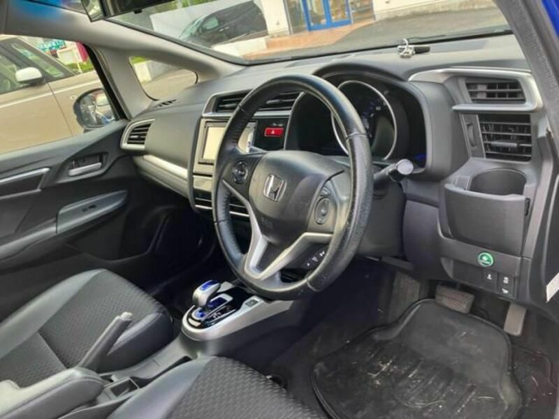 FIT HYBRID