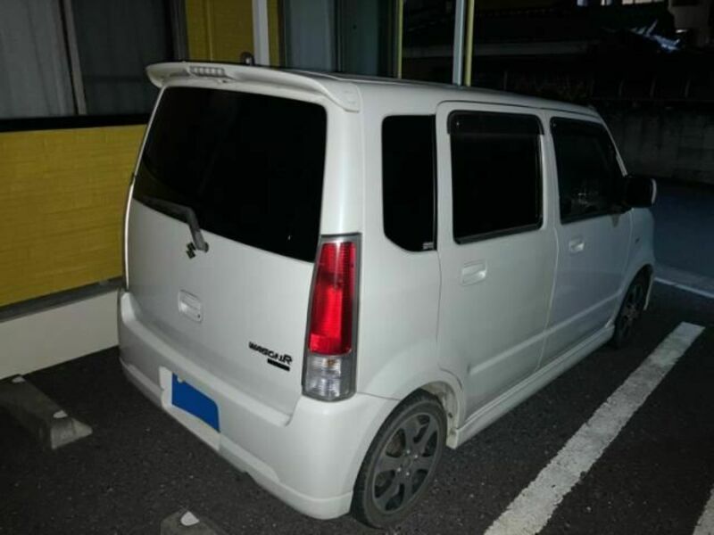 WAGON R
