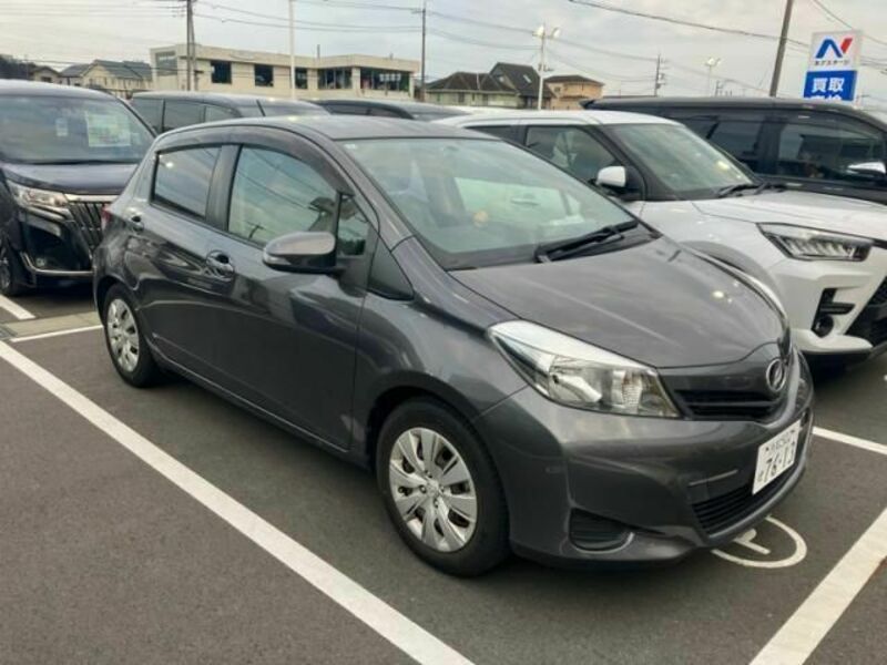 TOYOTA VITZ