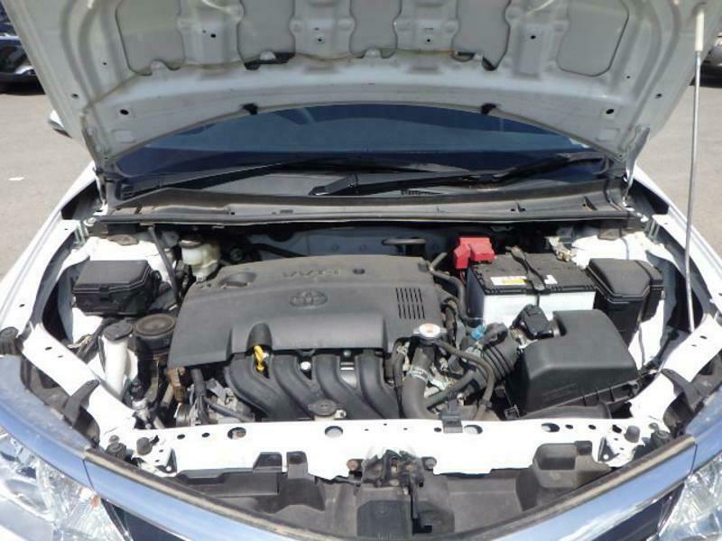 COROLLA AXIO