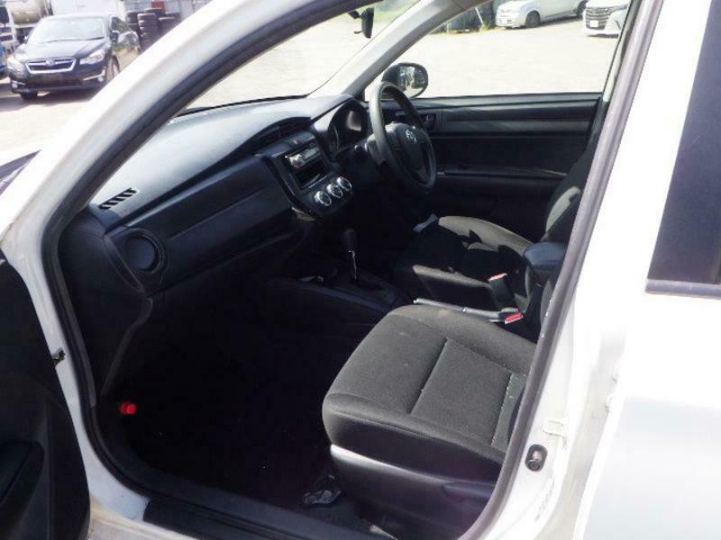 COROLLA AXIO