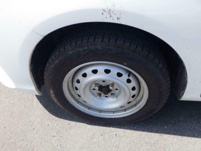 COROLLA AXIO