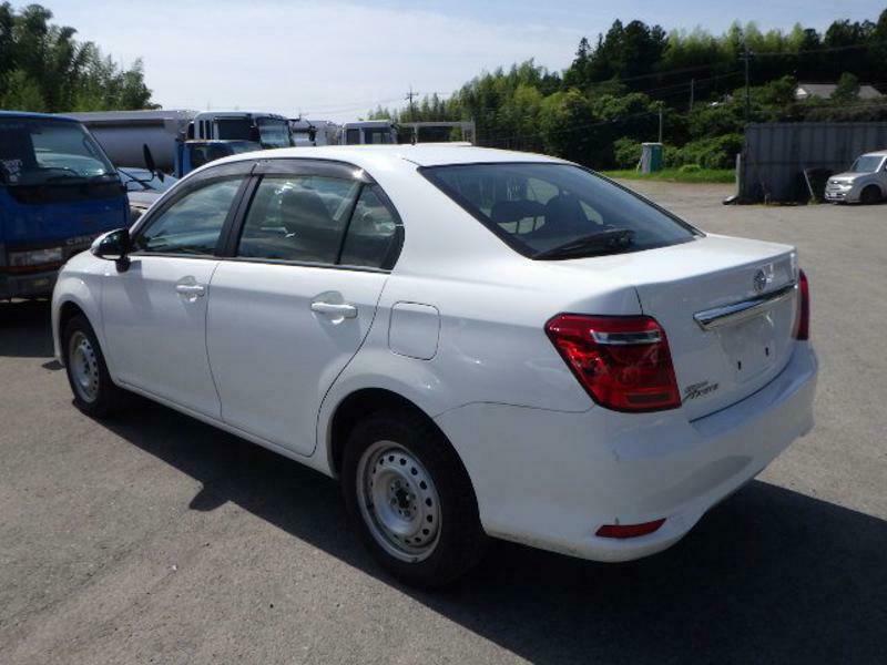 COROLLA AXIO