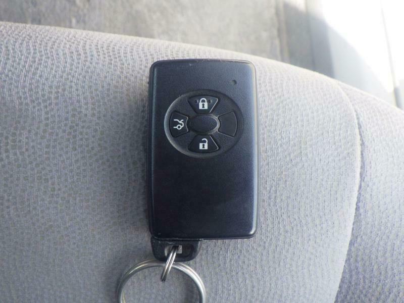 COROLLA AXIO