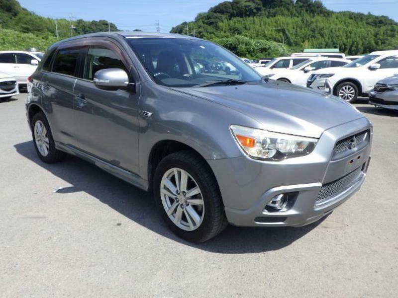 MITSUBISHI RVR