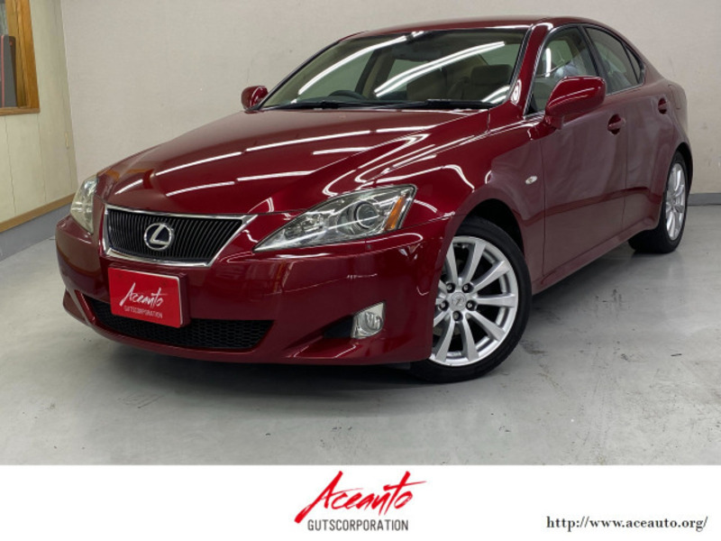 LEXUS IS