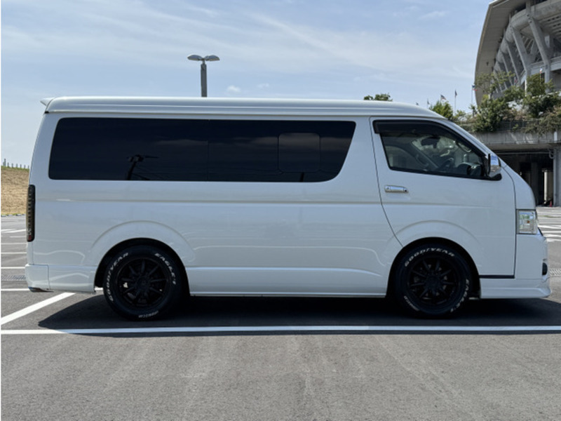 HIACE