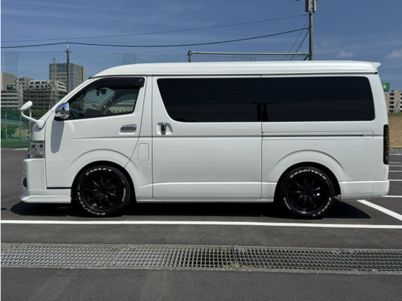 HIACE