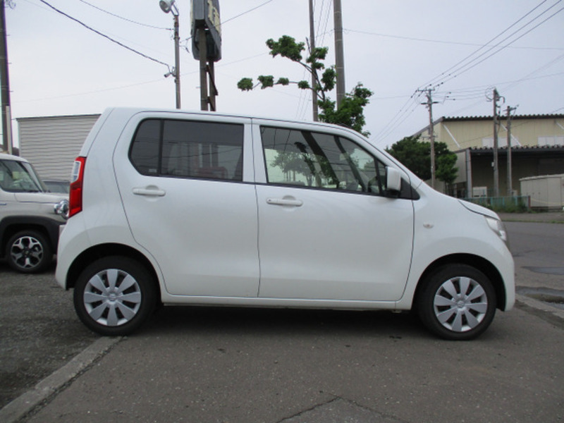 WAGON R