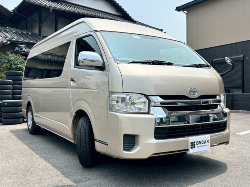 HIACE