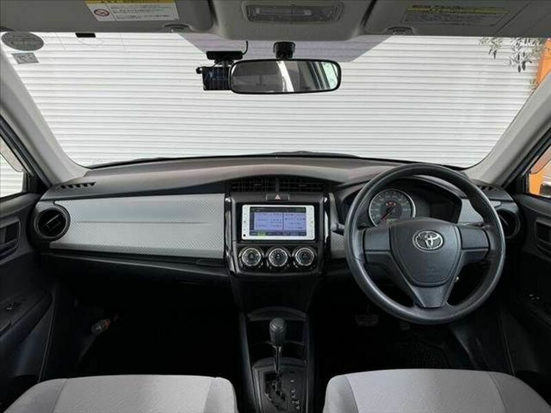 COROLLA AXIO