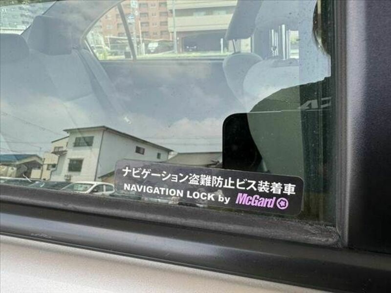 COROLLA AXIO