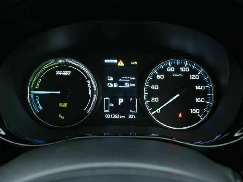 OUTLANDER PHEV