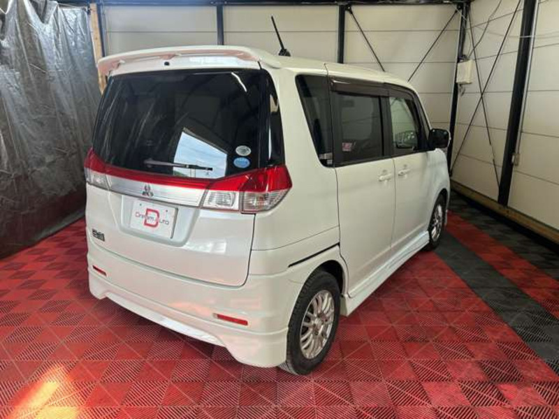 DELICA D2