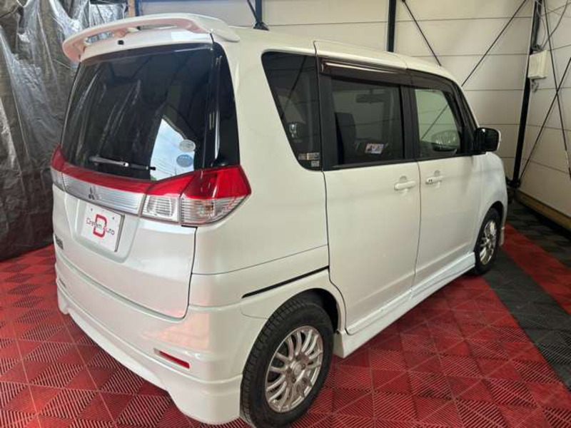 DELICA D2
