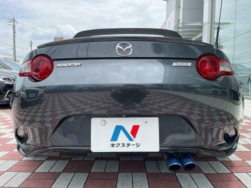 ROADSTER