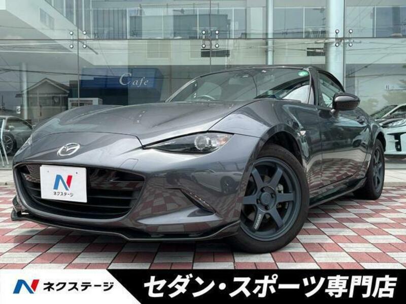 ROADSTER-0