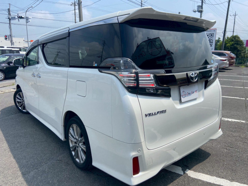 VELLFIRE