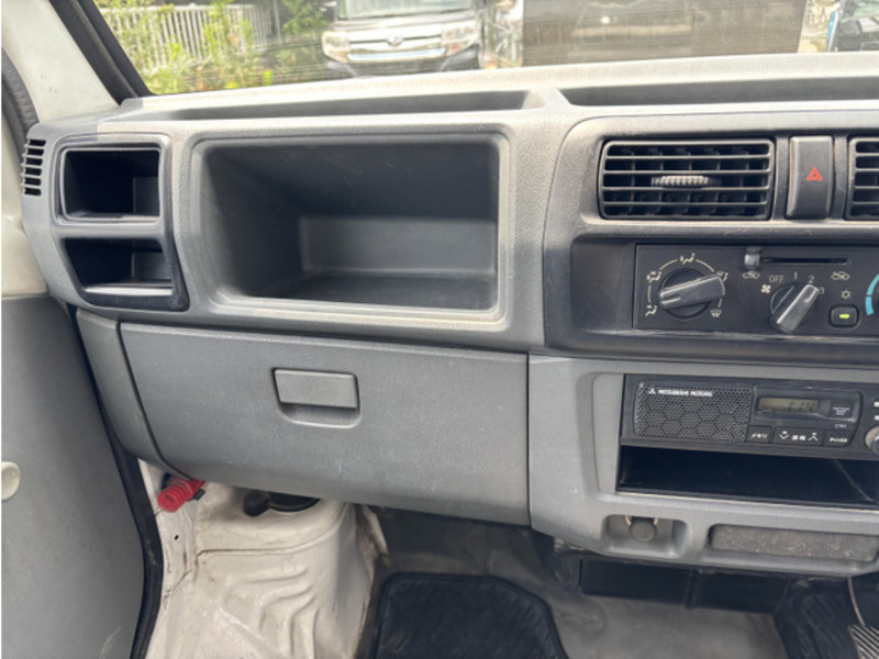 MINICAB TRUCK