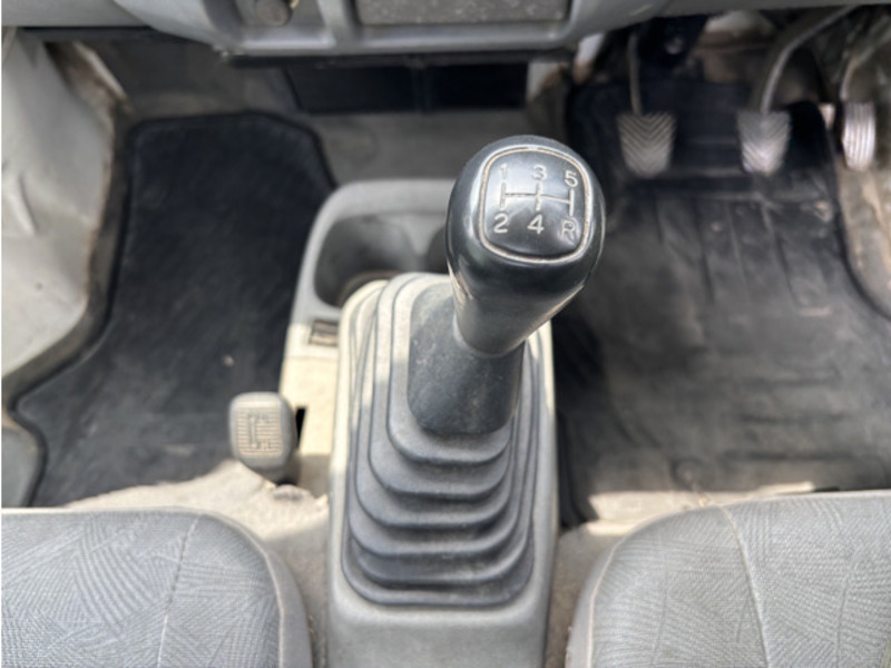 MINICAB TRUCK