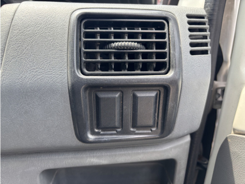 MINICAB TRUCK