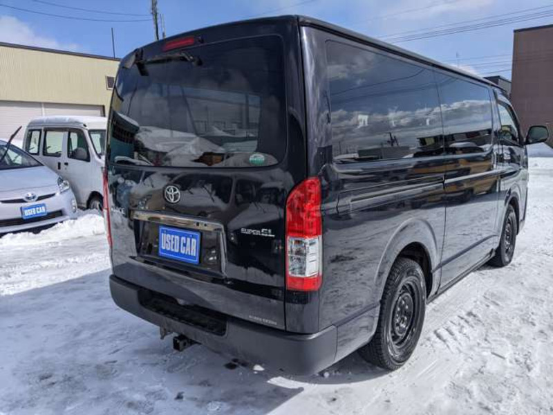 HIACE VAN