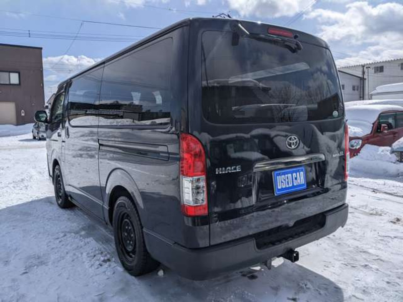 HIACE VAN