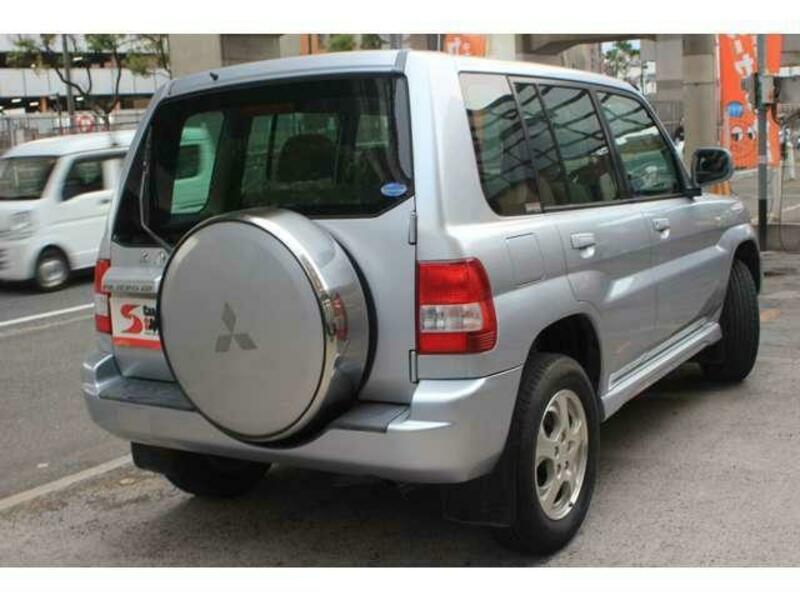 PAJERO IO