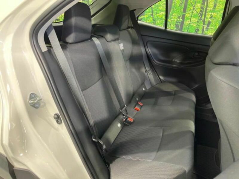 YARIS CROSS