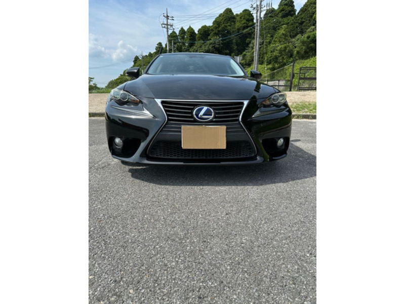 LEXUS IS