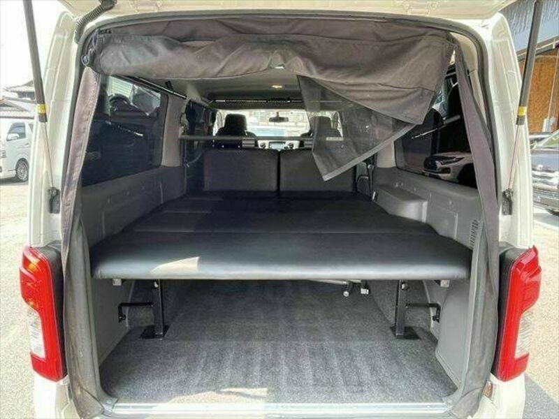 NV350 CARAVAN
