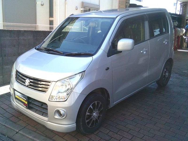 WAGON R