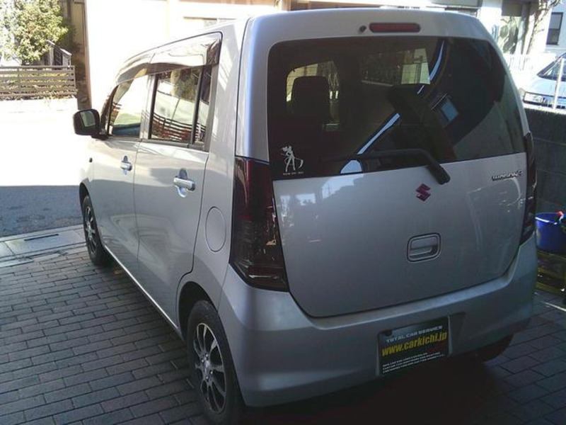 WAGON R
