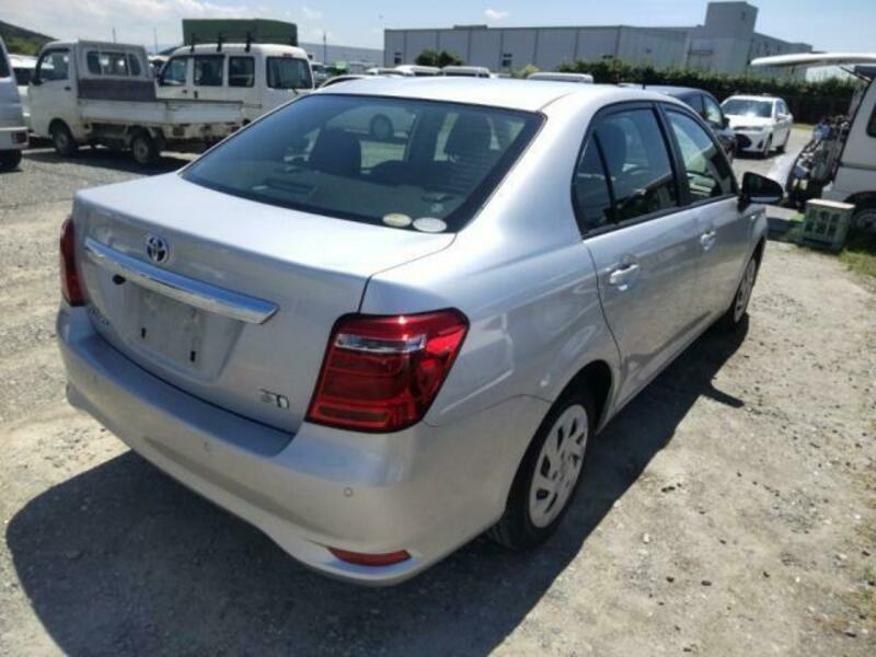 COROLLA AXIO