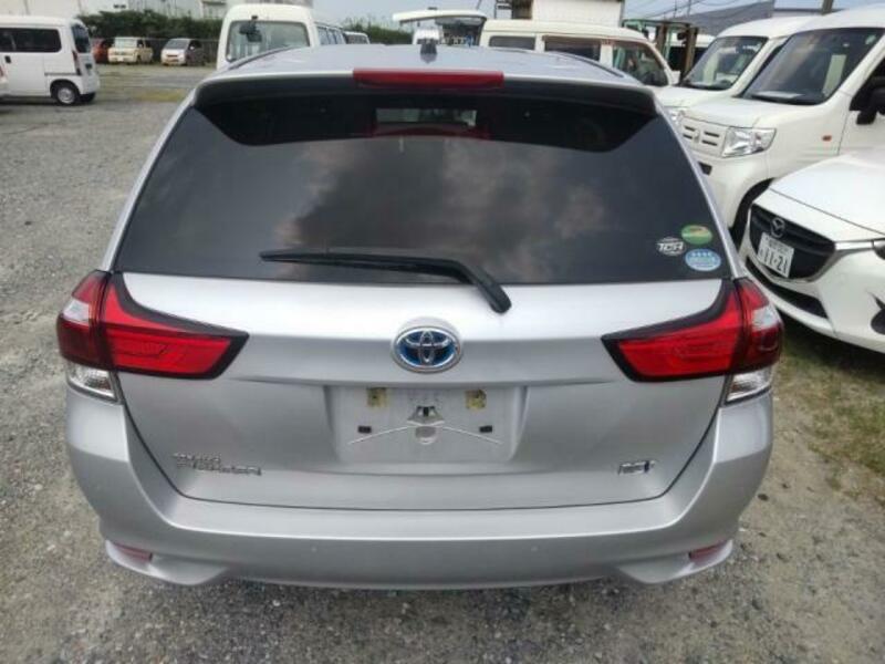 COROLLA FIELDER