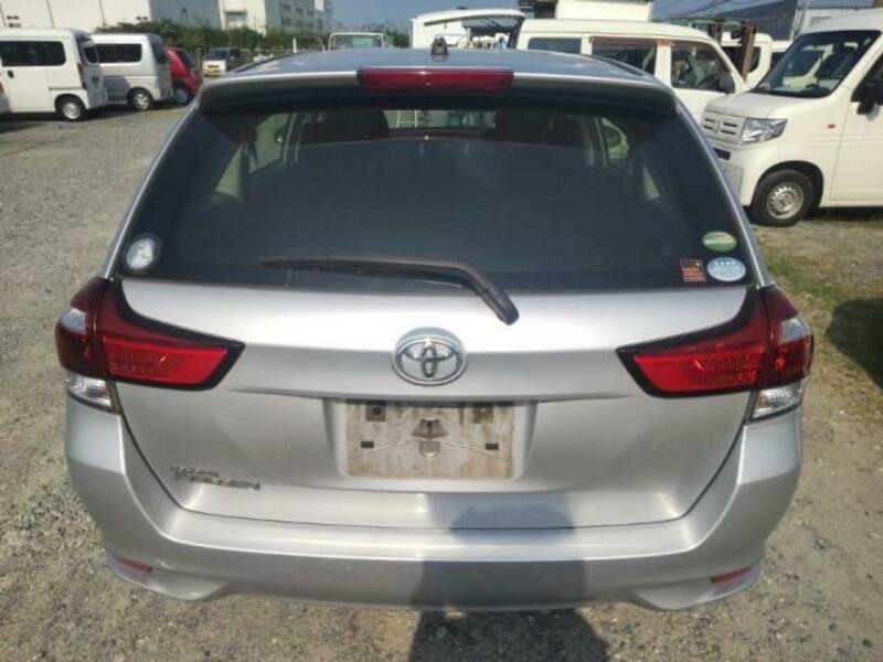 COROLLA FIELDER