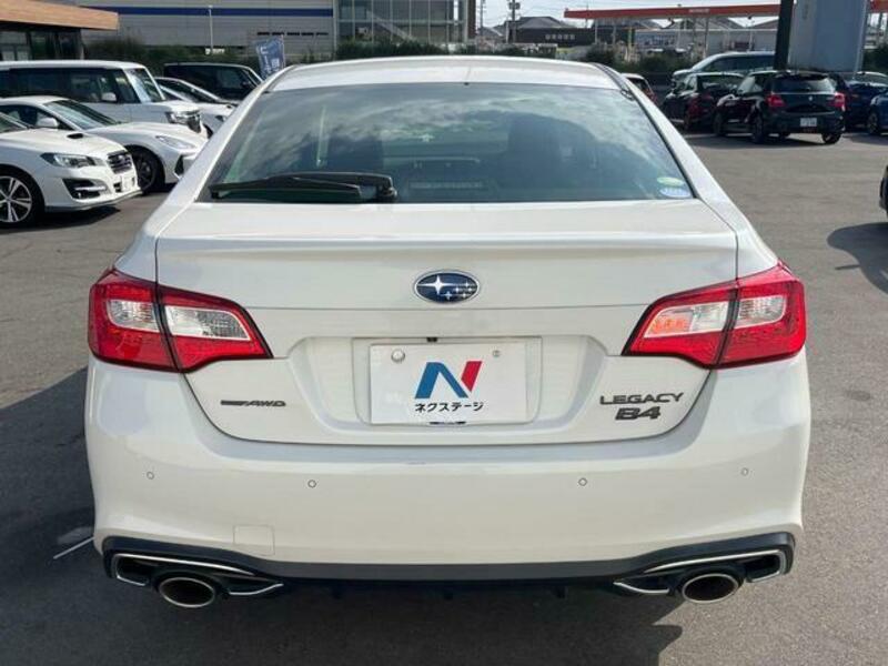 LEGACY B4