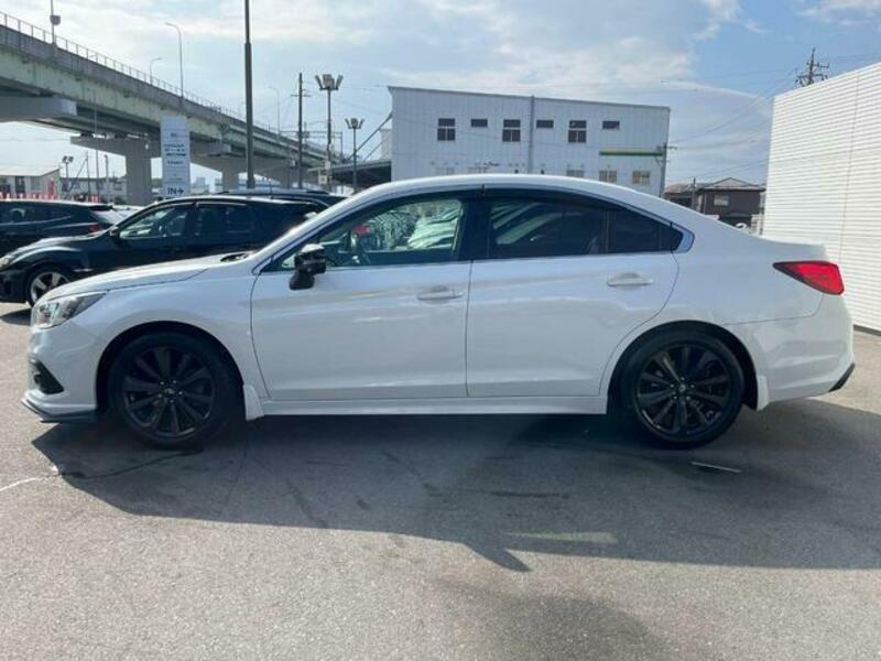 LEGACY B4