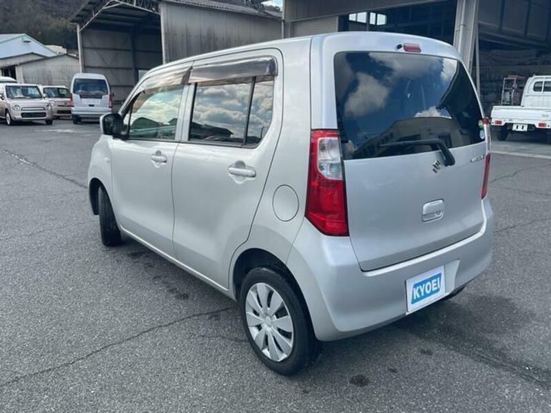 WAGON R