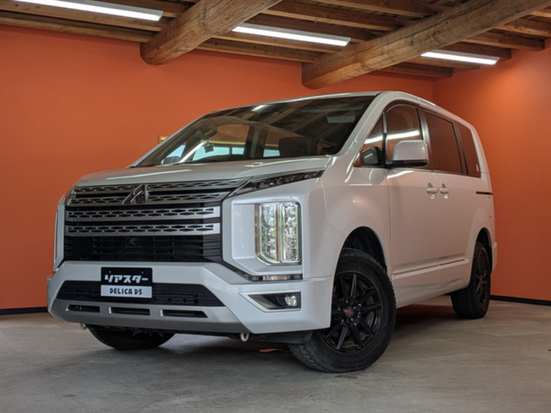 MITSUBISHI DELICA D5