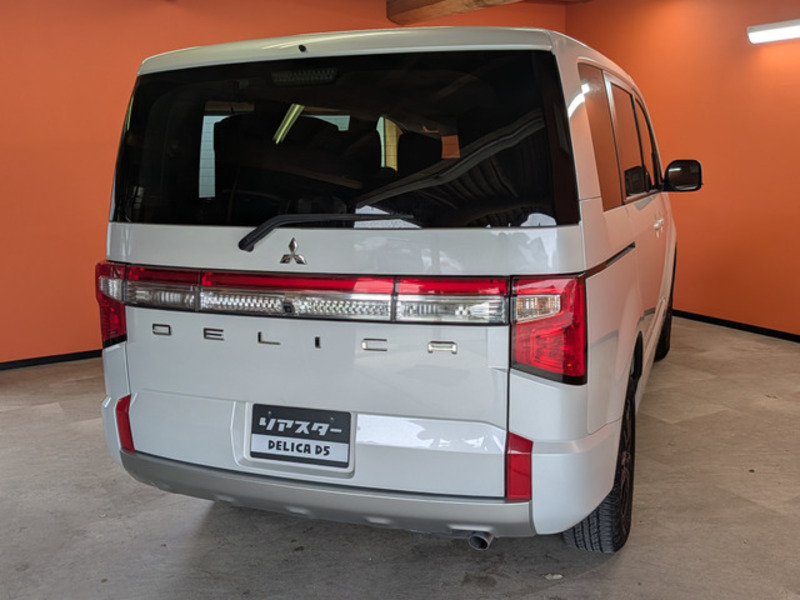 DELICA D5