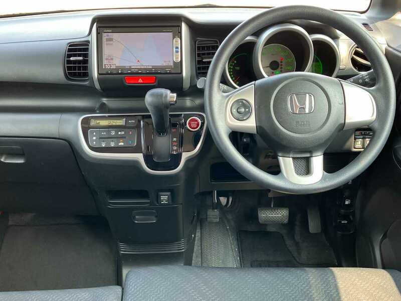 N BOX