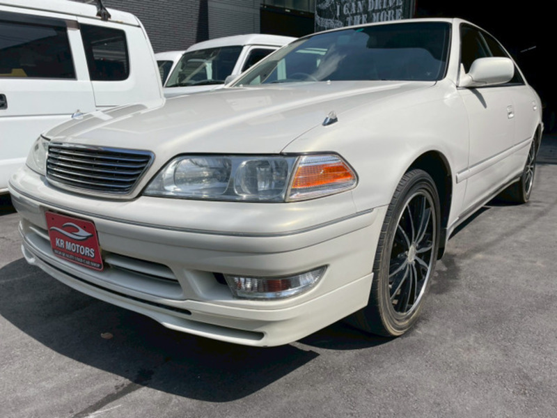TOYOTA MARK II