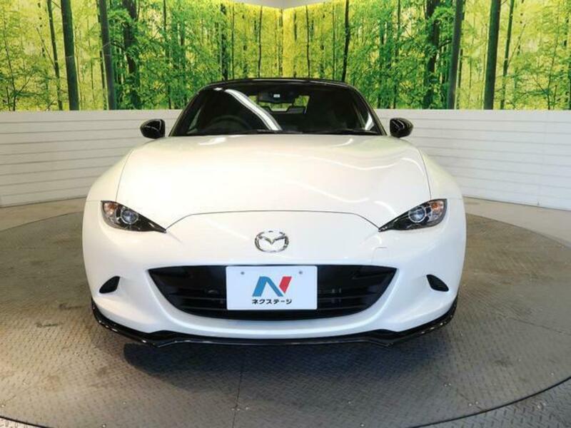 ROADSTER