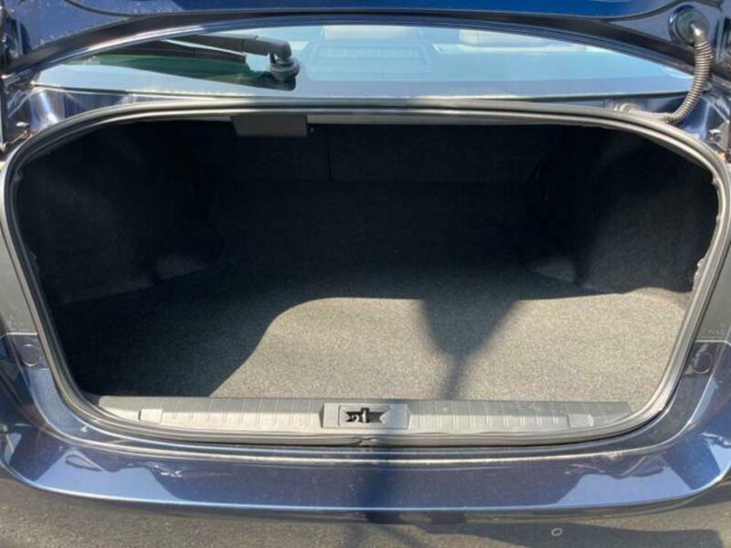 LEGACY B4