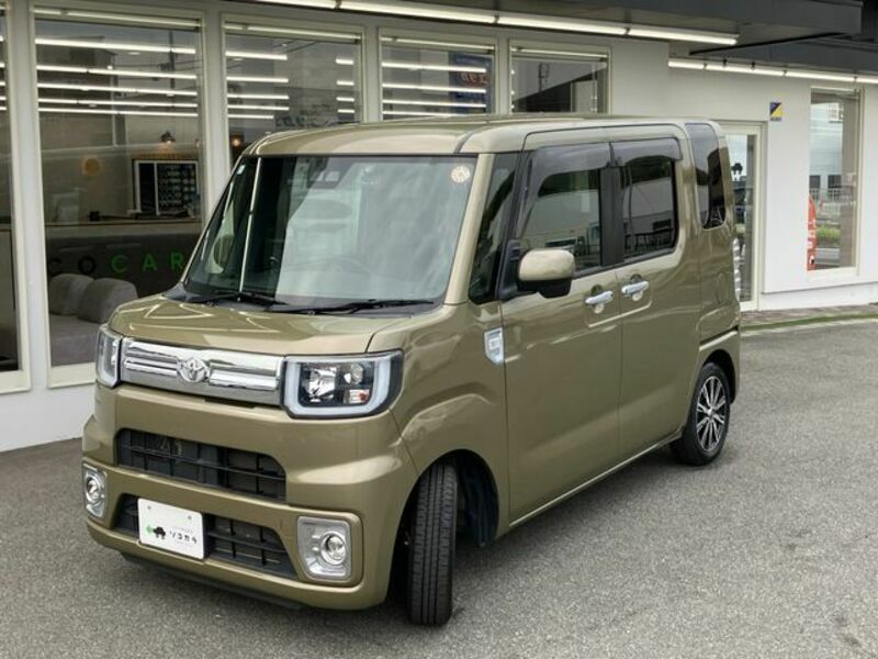 TOYOTA PIXIS MEGA