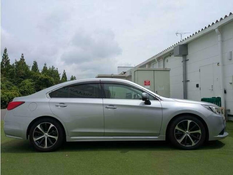 LEGACY B4