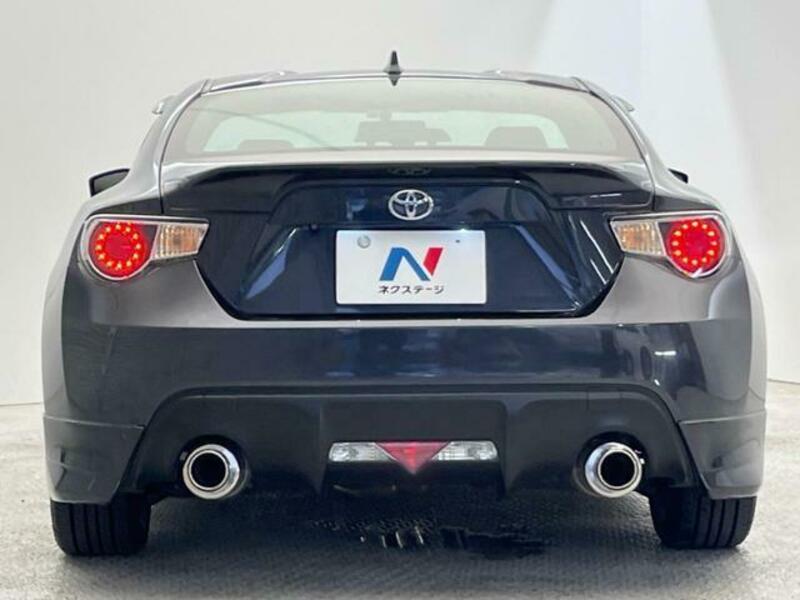 86